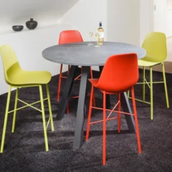 Cloe Tabouret snack moderne en polypropylène et métal