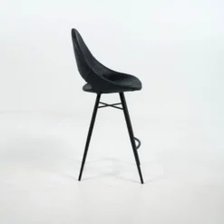 IsidoreTabouret snack design avec coque ajourée