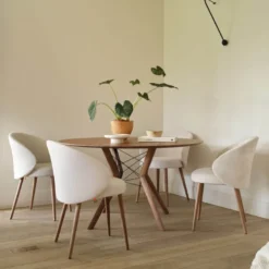 Neo Mobitec ® Fauteuil cosy confortable en tissu et pieds bois