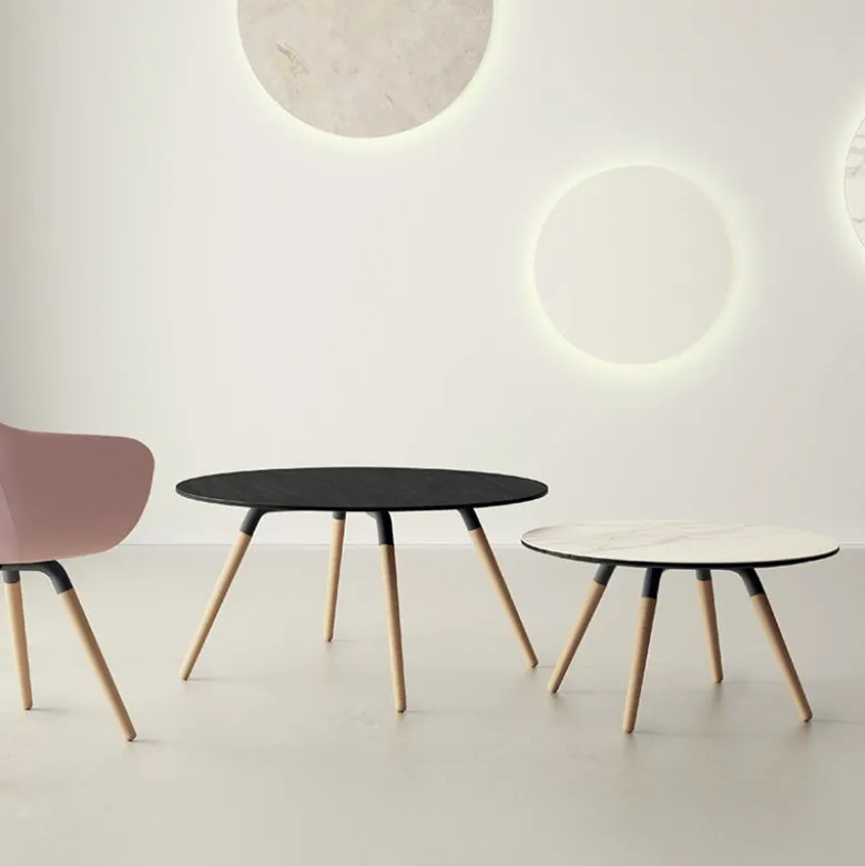 Nuba mini Table basse ronde en céramique avec pieds en bois