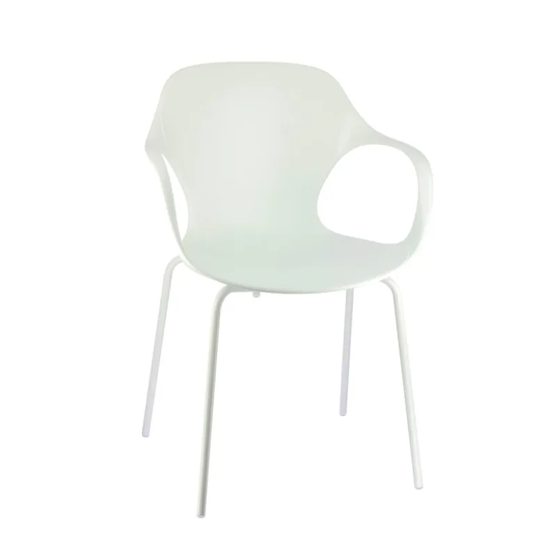 OPS ! Connubia© Fauteuil design italien empilable en polypropylène avec pieds en métal