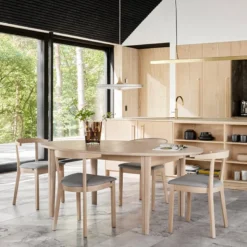 SM78 Table ovale extensible en bois massif fabriquée au Danemark